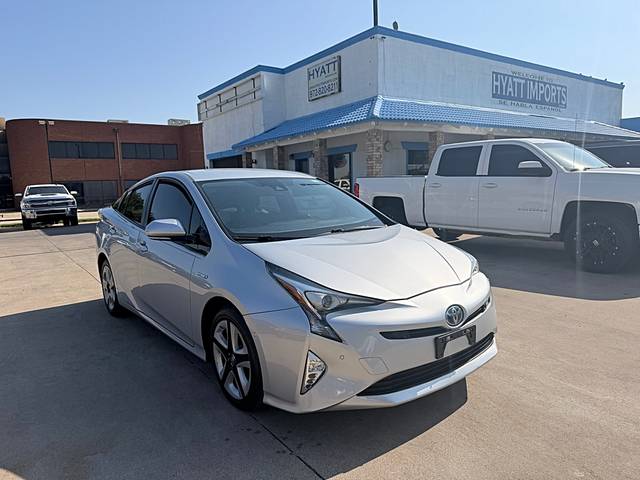 2018 Toyota Prius Three Touring FWD photo