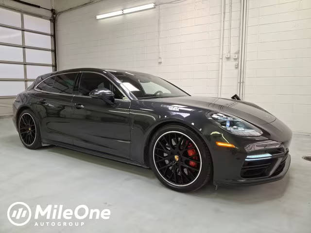 2018 Porsche Panamera Turbo AWD photo