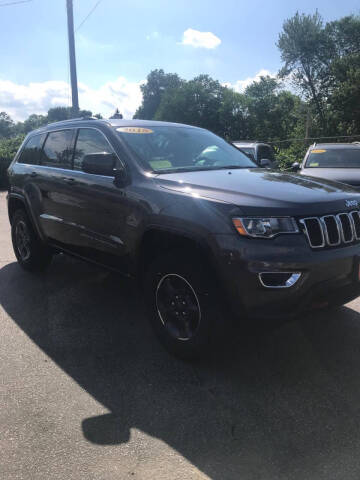 2018 Jeep Grand Cherokee Laredo E 4WD photo