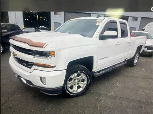 2018 Chevrolet Silverado 1500 LT 4WD photo