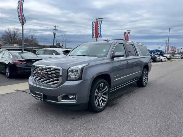 2018 GMC Yukon XL Denali 4WD photo