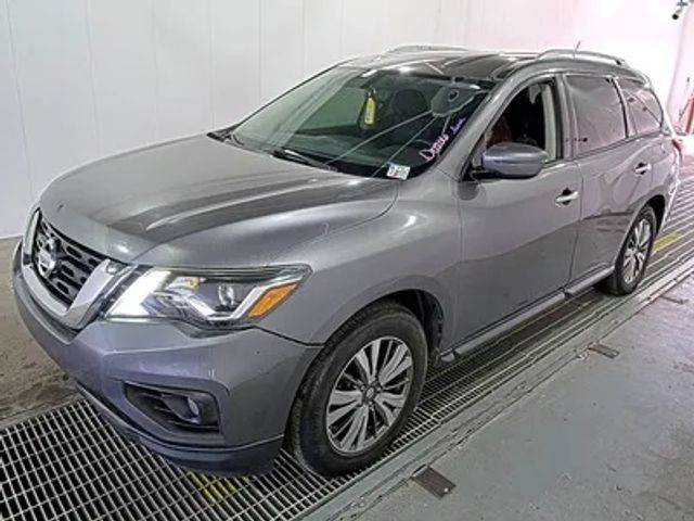 2018 Nissan Pathfinder SV 4WD photo