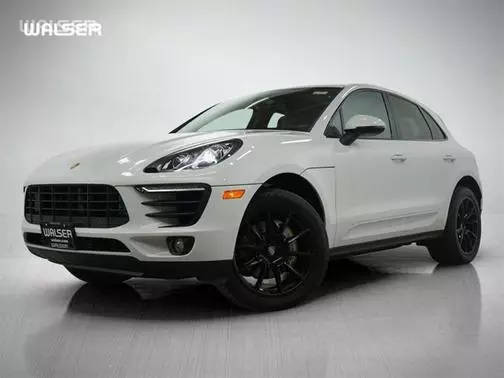 2018 Porsche Macan S AWD photo