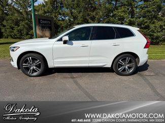 2018 Volvo XC60 Momentum AWD photo