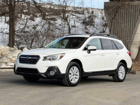 2018 Subaru Outback Premium AWD photo