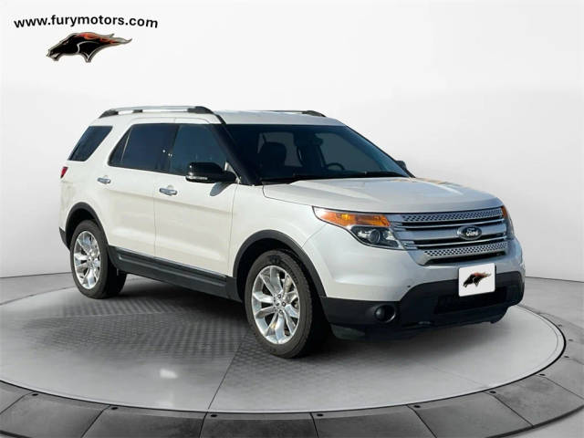 2015 Ford Explorer XLT 4WD photo