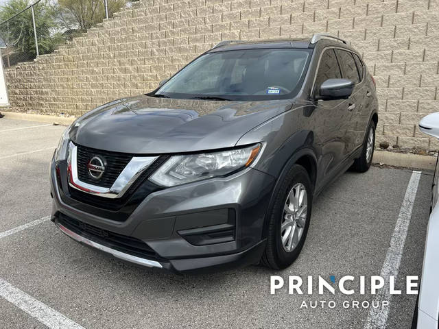 2018 Nissan Rogue SV FWD photo