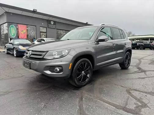 2015 Volkswagen Tiguan SE AWD photo