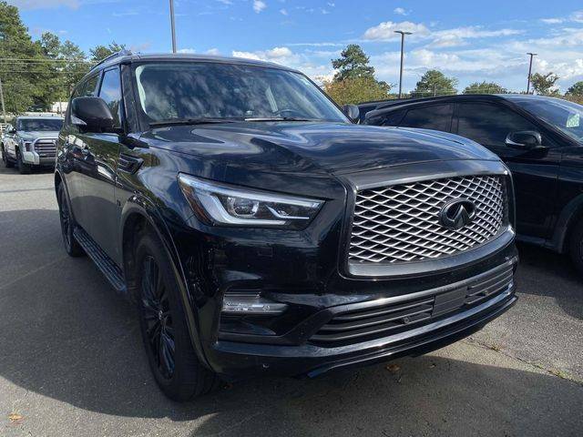 2018 Infiniti QX80  4WD photo