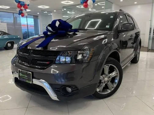 2017 Dodge Journey Crossroad Plus FWD photo