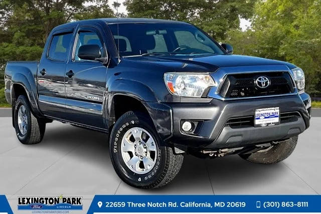 2015 Toyota Tacoma  4WD photo