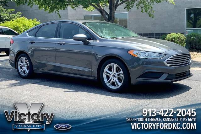 2018 Ford Fusion SE FWD photo