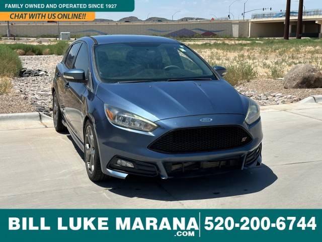 2018 Ford Focus ST FWD photo