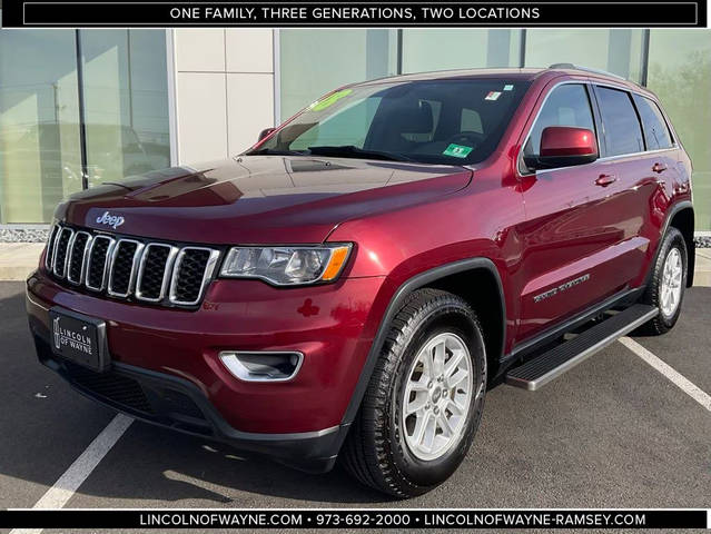 2018 Jeep Grand Cherokee Laredo E 4WD photo