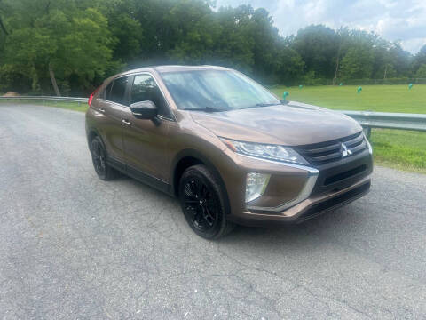 2018 Mitsubishi Eclipse Cross LE 4WD photo