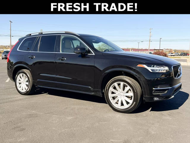 2018 Volvo XC90 Momentum AWD photo