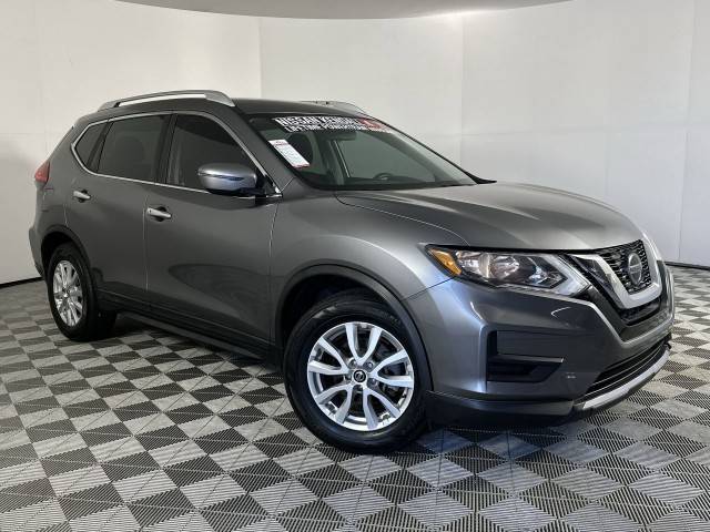 2018 Nissan Rogue SV FWD photo