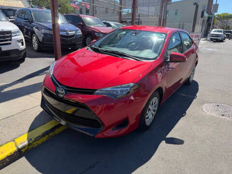 2017 Toyota Corolla LE FWD photo
