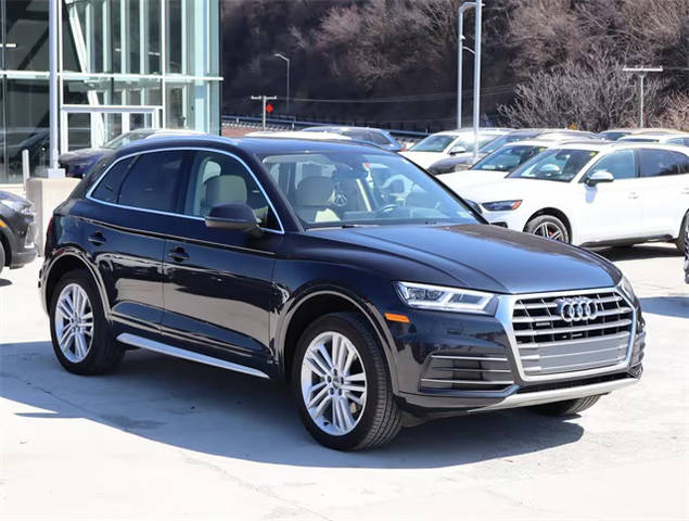 2018 Audi Q5 Premium Plus AWD photo