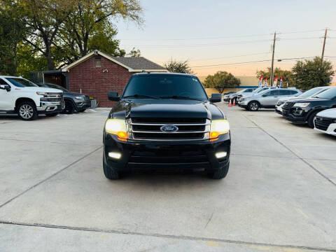 2017 Ford Expedition EL XLT RWD photo