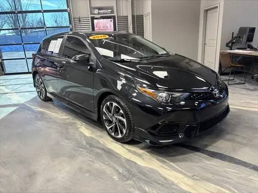 2018 Toyota Corolla iM  FWD photo