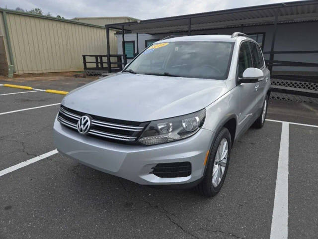 2018 Volkswagen Tiguan  FWD photo