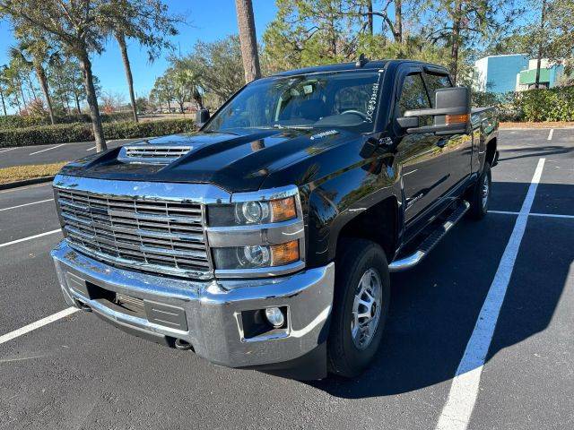 2018 Chevrolet Silverado 2500HD LT 4WD photo
