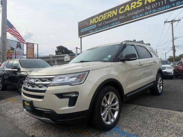 2018 Ford Explorer XLT 4WD photo