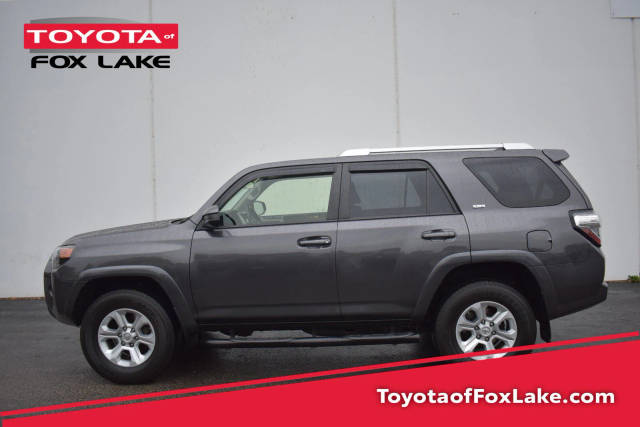 2018 Toyota 4Runner SR5 4WD photo