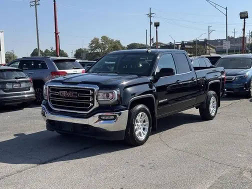 2018 GMC Sierra 1500 SLE 4WD photo