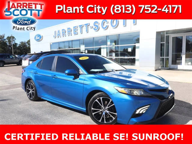 2018 Toyota Camry SE FWD photo