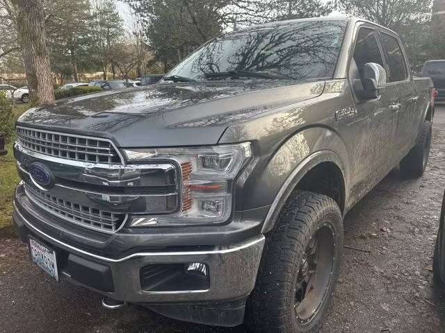 2018 Ford F-150 LARIAT 4WD photo