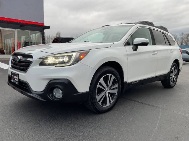 2018 Subaru Outback Limited AWD photo