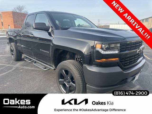 2018 Chevrolet Silverado 1500 Work Truck 4WD photo