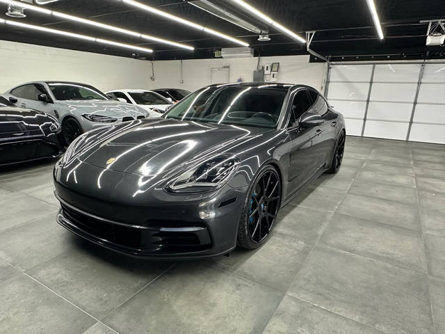 2018 Porsche Panamera 4S AWD photo