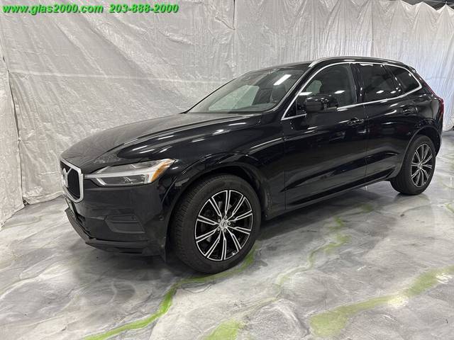 2018 Volvo XC60 Momentum AWD photo
