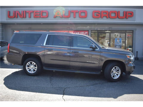 2018 Chevrolet Suburban LT 4WD photo