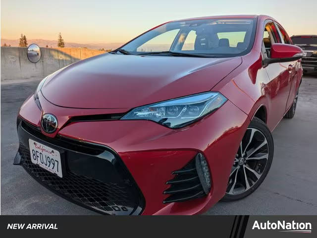 2018 Toyota Corolla XSE FWD photo