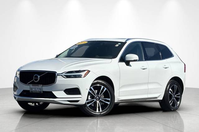 2018 Volvo XC60 Momentum AWD photo