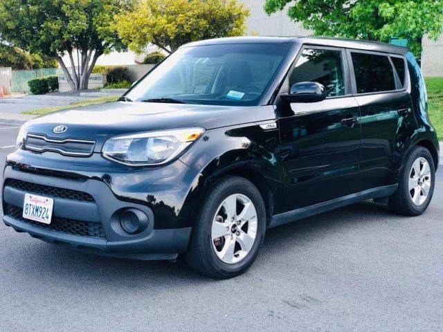 2018 Kia Soul Base FWD photo