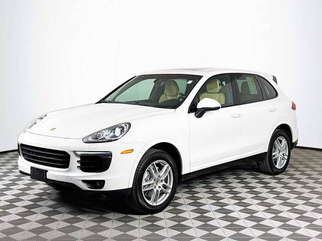 2017 Porsche Cayenne Platinum Edition AWD photo