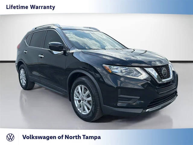 2018 Nissan Rogue SV FWD photo