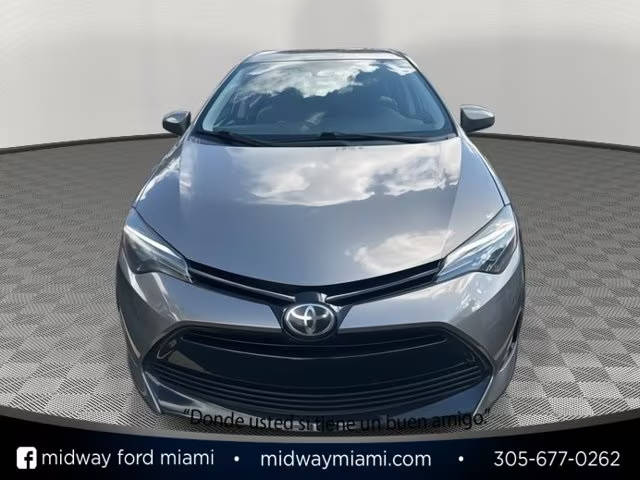 2018 Toyota Corolla LE FWD photo