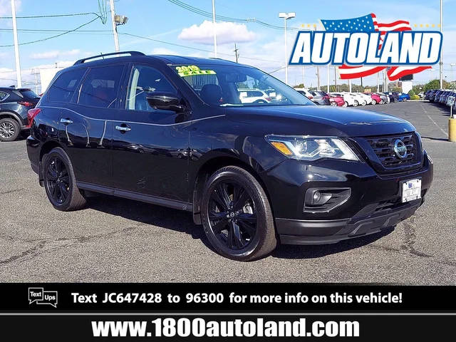 2018 Nissan Pathfinder SL 4WD photo