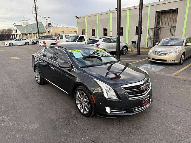 2015 Cadillac XTS Luxury FWD photo