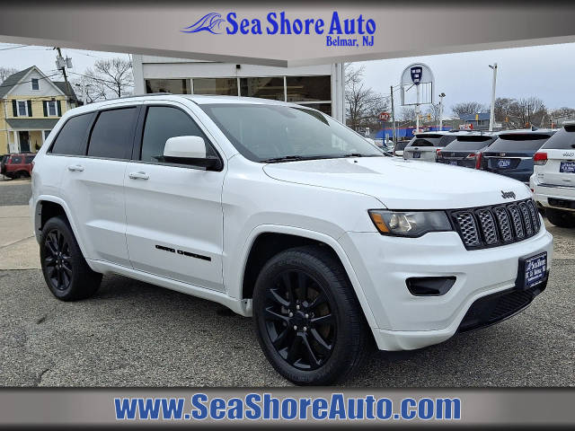 2018 Jeep Grand Cherokee Altitude 4WD photo