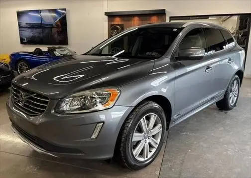 2017 Volvo XC60 Inscription AWD photo