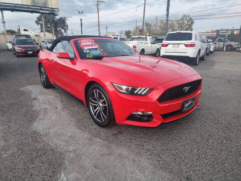 2017 Ford Mustang EcoBoost Premium RWD photo