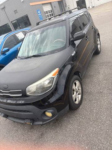 2018 Kia Soul Base FWD photo