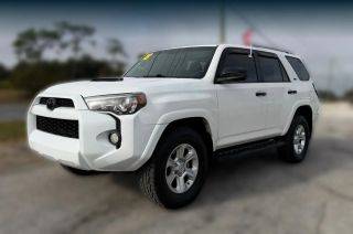 2018 Toyota 4Runner SR5 4WD photo